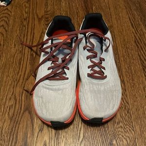 Altra Rivera Men’s Running Shoe, size 10